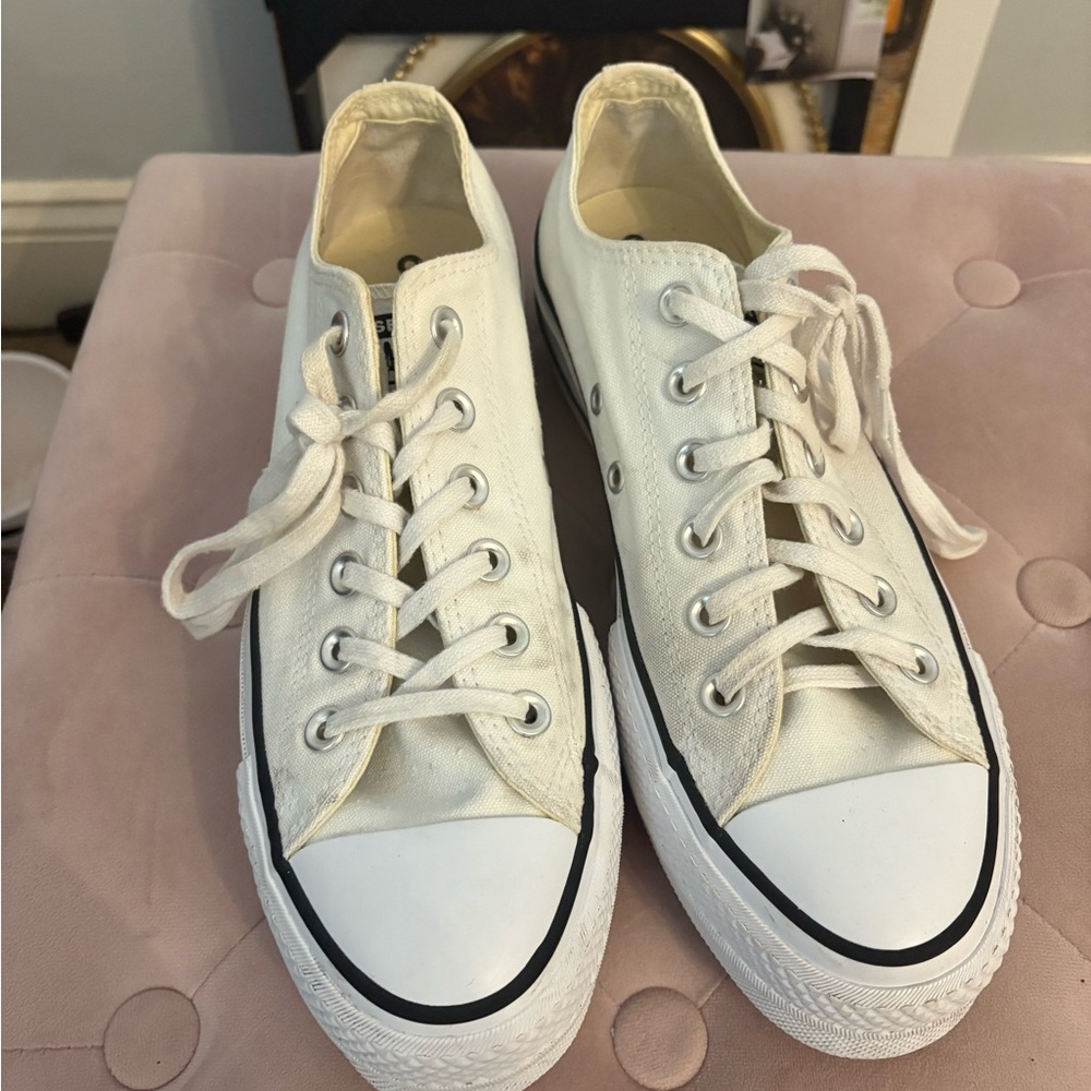 Low top platform converse SIZE 8